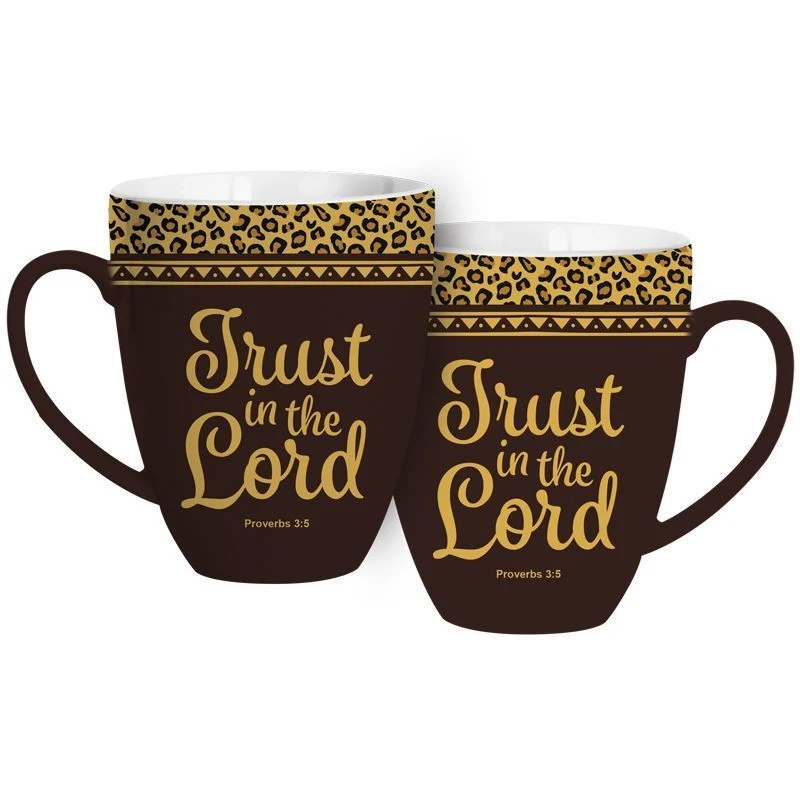Trust in the Lord Coffe Mug - Image 3