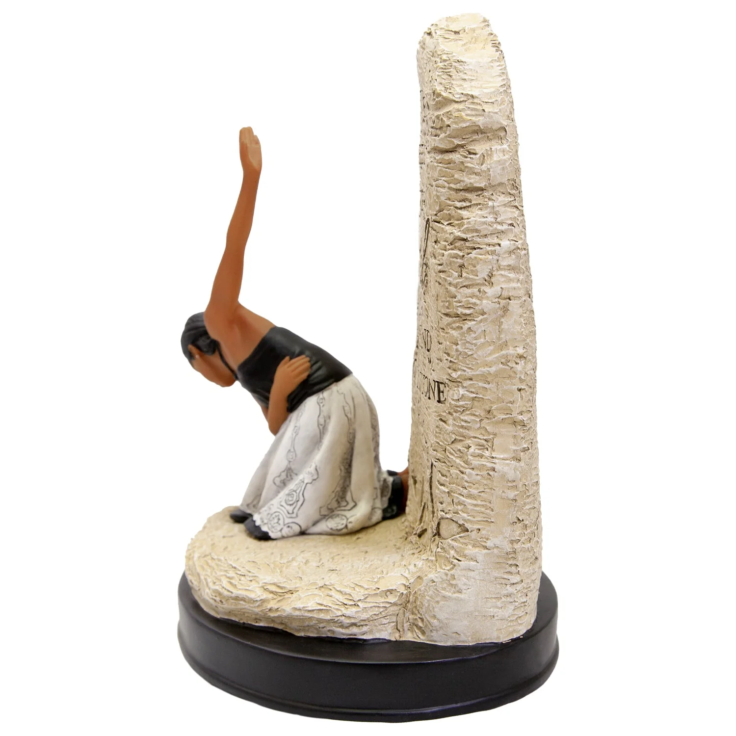 SHE WHO KNEELS FIGURINE - Image 4